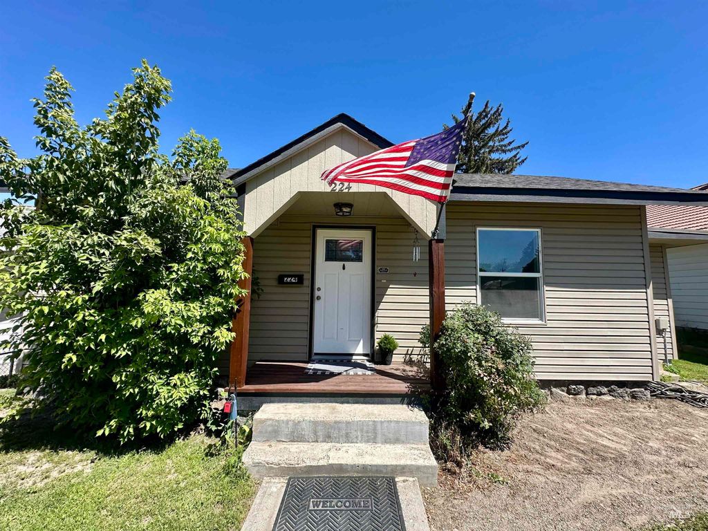 224 E Ave. C, Jerome, ID 83338