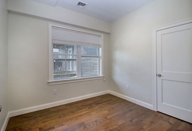 4 Kemp 3, Boston, MA 02127