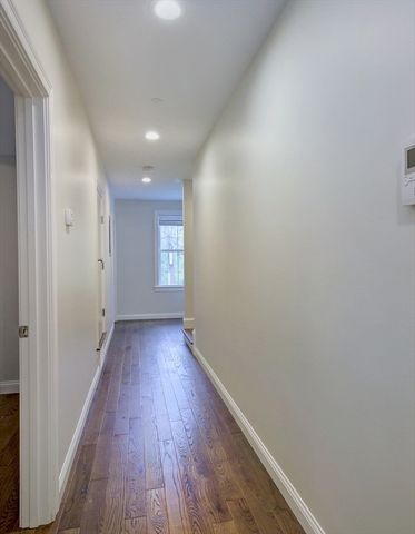 4 Kemp 3, Boston, MA 02127