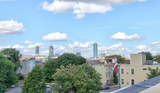 4 Kemp 3, Boston, MA 02127