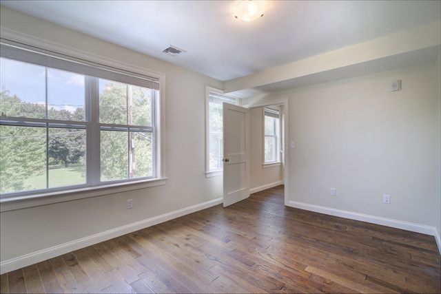 4 Kemp 3, Boston, MA 02127