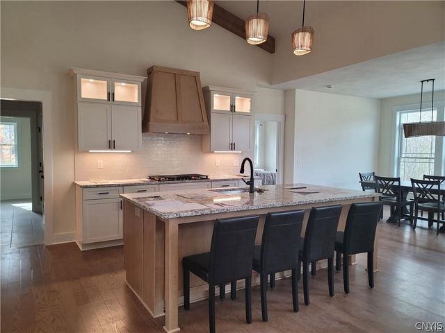 4C Mistral Circle, Clay, NY 13090