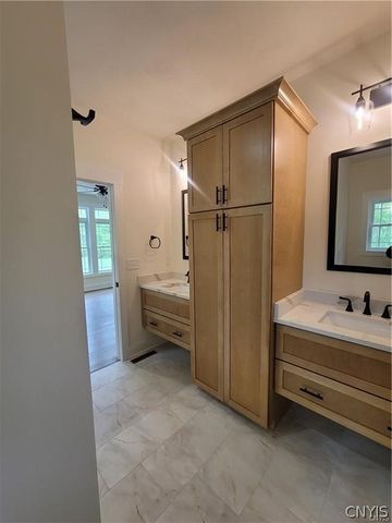 4C Mistral Circle, Clay, NY 13090