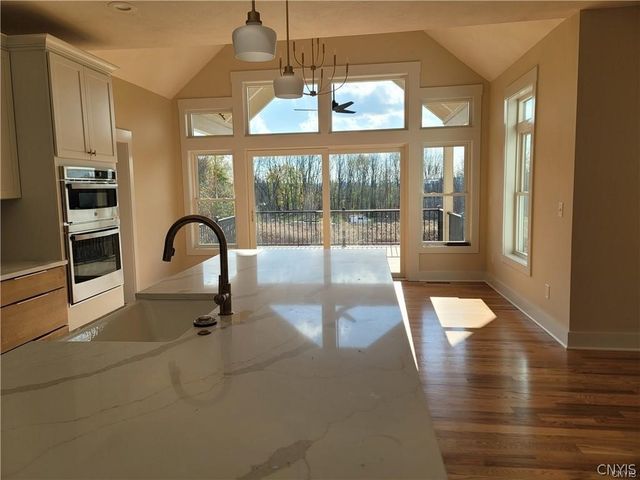 4C Mistral Circle, Clay, NY 13090