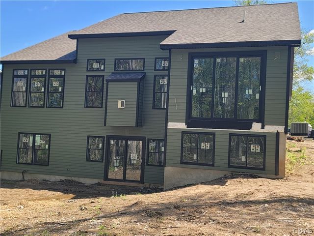 4C Mistral Circle, Clay, NY 13090