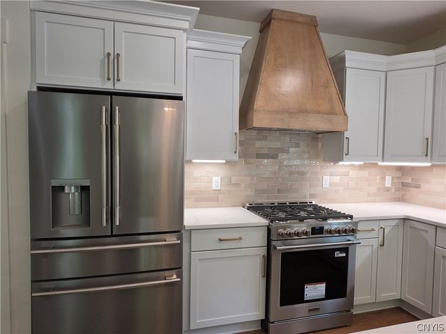 4C Mistral Circle, Clay, NY 13090
