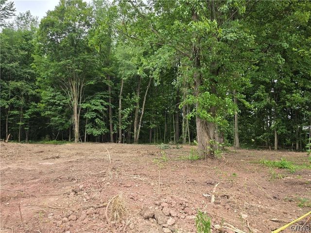 4C Mistral Circle, Clay, NY 13090
