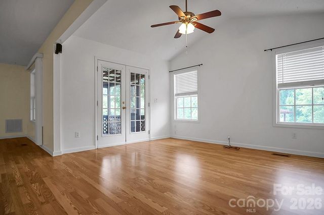 5573 Lennox Drive, Kings Mountain, NC 28086