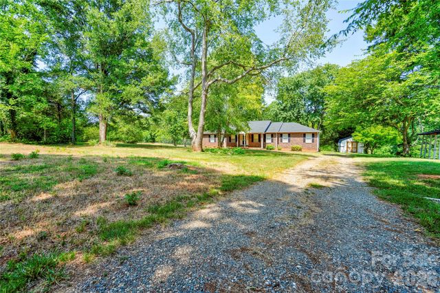 5573 Lennox Drive, Kings Mountain, NC 28086
