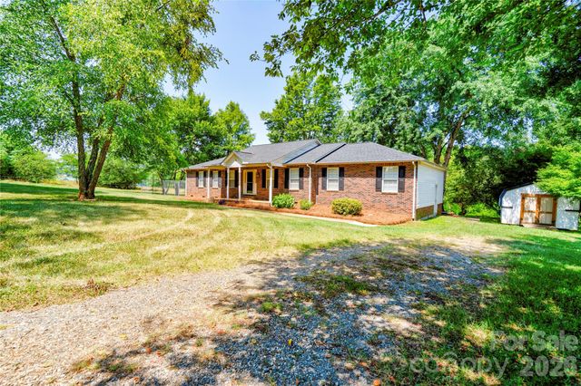 5573 Lennox Drive, Kings Mountain, NC 28086