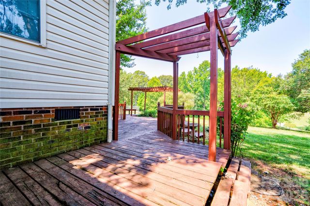 5573 Lennox Drive, Kings Mountain, NC 28086