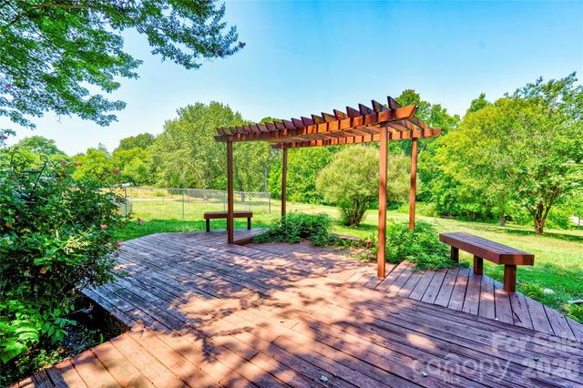 5573 Lennox Drive, Kings Mountain, NC 28086