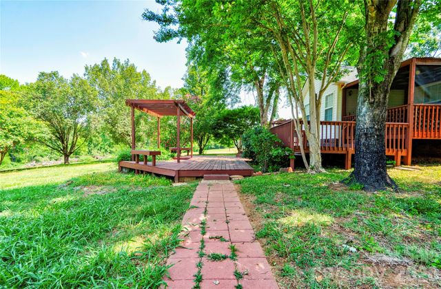 5573 Lennox Drive, Kings Mountain, NC 28086