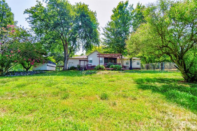 5573 Lennox Drive, Kings Mountain, NC 28086