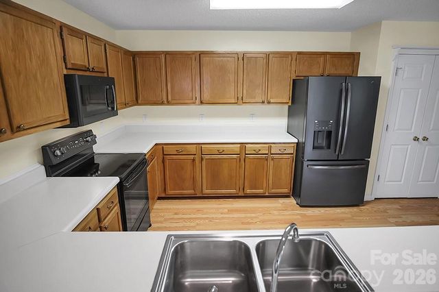 5573 Lennox Drive, Kings Mountain, NC 28086
