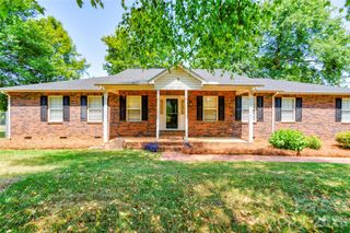 5573 Lennox Drive, Kings Mountain, NC 28086