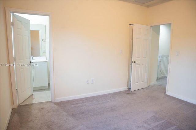 11091 W 32nd Ln 0, Hialeah, FL 33018