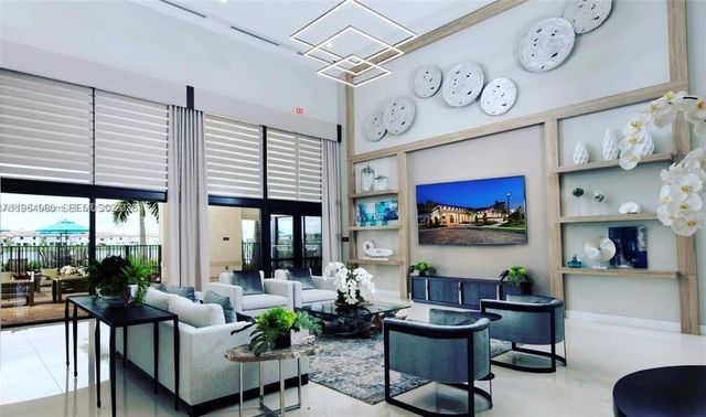 11091 W 32nd Ln 0, Hialeah, FL 33018