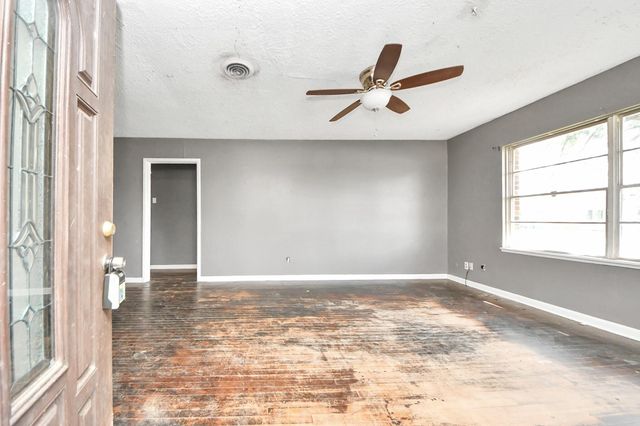 1501 Sheridan Road, Pasadena, TX 77502