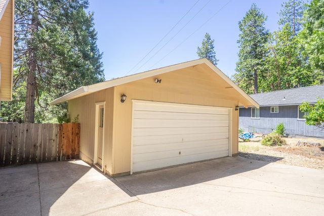 16622 Madrone Ct, Pioneer, CA 95666