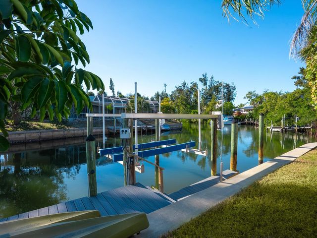 6934 BELGRAVE DRIVE, Siesta Key, FL 34242