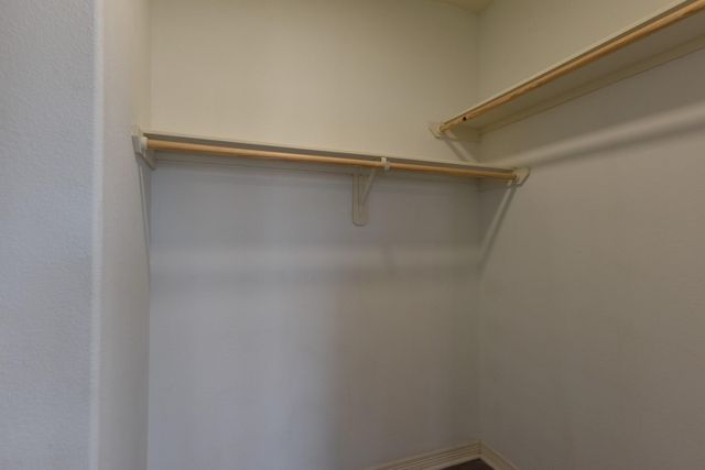 101 W Capps Street B, Rio Vista, TX 76093