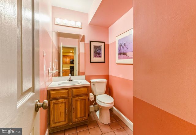 103 DORAL DR, Blackwood, NJ 08012