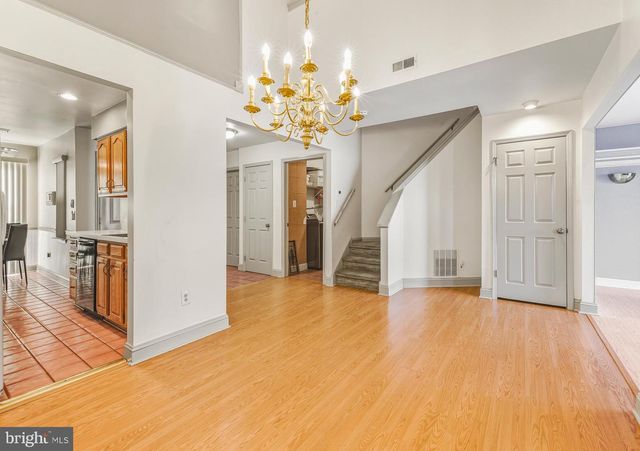 103 DORAL DR, Blackwood, NJ 08012