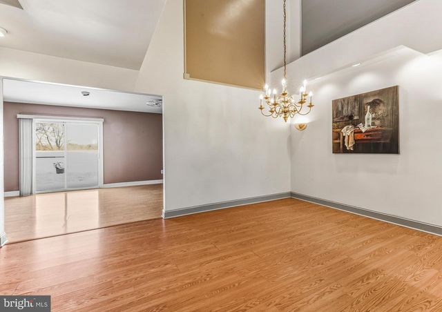 103 DORAL DR, Blackwood, NJ 08012