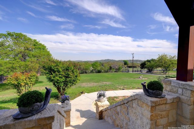 25010 Toutant Beauregard Rd, San Antonio, TX 78255