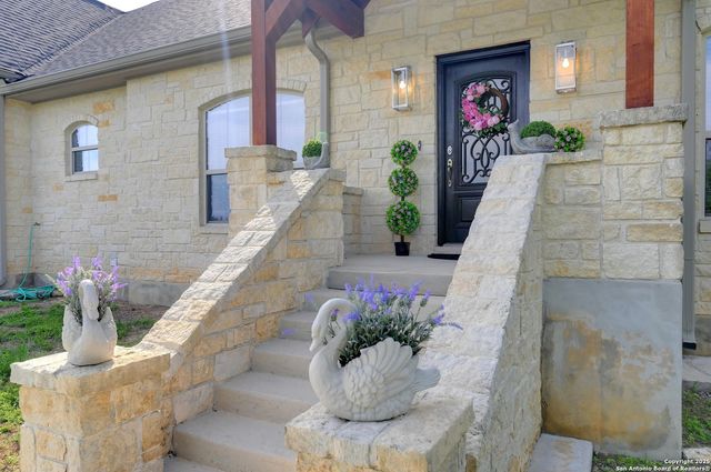 25010 Toutant Beauregard Rd, San Antonio, TX 78255