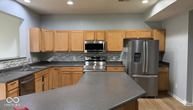 645 Fireside Drive, Greenwood, IN 46143