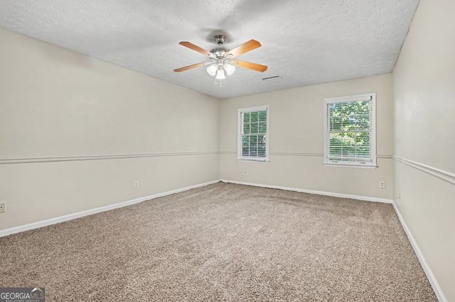 1465 Lake Lucerne Road SW, Lilburn, GA 30047