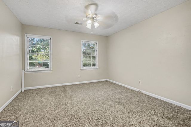 1465 Lake Lucerne Road SW, Lilburn, GA 30047