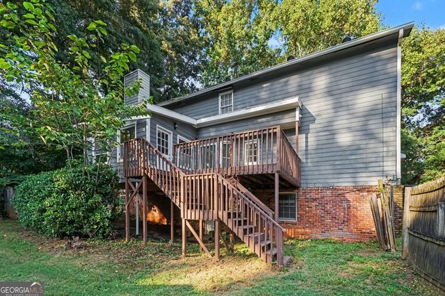 1465 Lake Lucerne Road SW, Lilburn, GA 30047