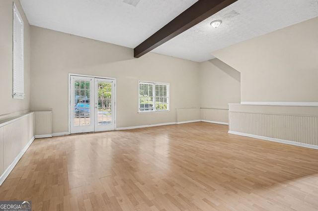 1465 Lake Lucerne Road SW, Lilburn, GA 30047