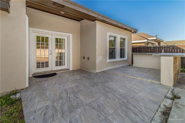 4117 S Las Nubes Street, Pharr, TX 78577