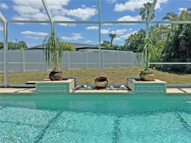 5201 Pocatella CT, Cape Coral, FL 33904