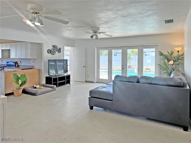 5201 Pocatella CT, Cape Coral, FL 33904