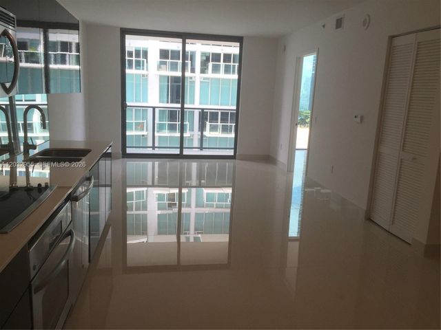 31 SE 6TH ST 1106, Miami, FL 33131