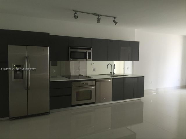 31 SE 6TH ST 1106, Miami, FL 33131