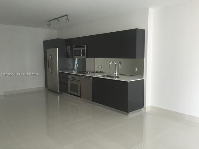 31 SE 6TH ST 1106, Miami, FL 33131