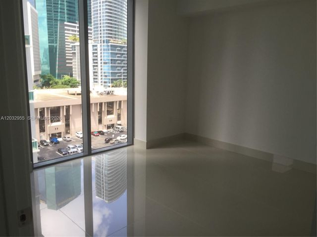 31 SE 6TH ST 1106, Miami, FL 33131