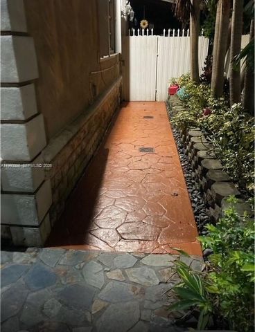 1176 NW 38th St 2, Miami, FL 33127