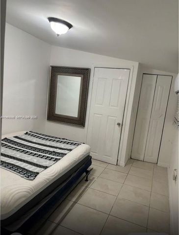 1176 NW 38th St 2, Miami, FL 33127