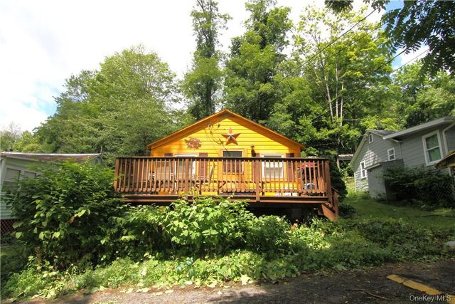 71 MILLER Road 14, Hopewell Junction, NY 12533