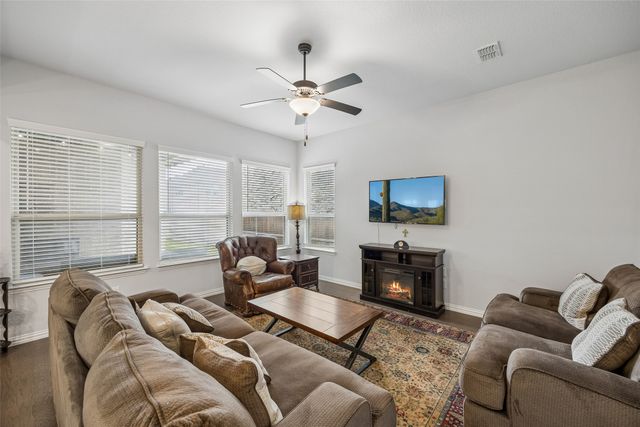 2533 Westbank Trail, Garland, TX 75042