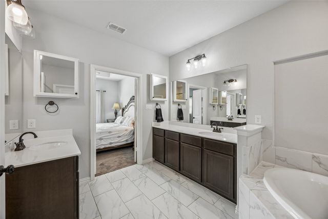 2533 Westbank Trail, Garland, TX 75042