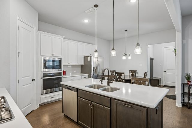 2533 Westbank Trail, Garland, TX 75042