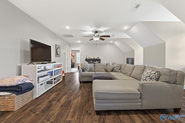 2961 Hobbs Island Road SE, Huntsville, AL 35803